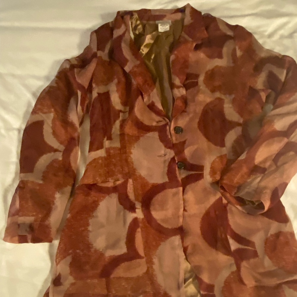 Beautiful vintage silk Dries Van Noten blazer in size 42